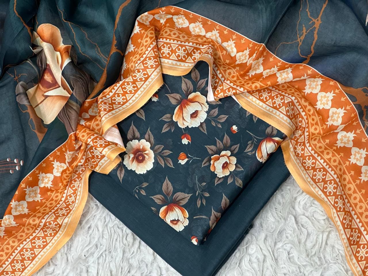 3PC Unstitched Printed Lawn Suit SR0061