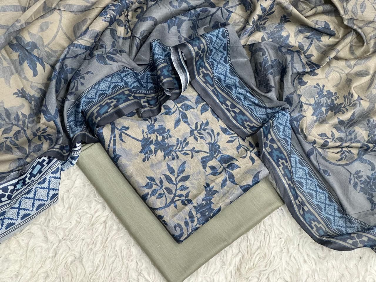 3PC Unstitched Printed Lawn Suit SR0061